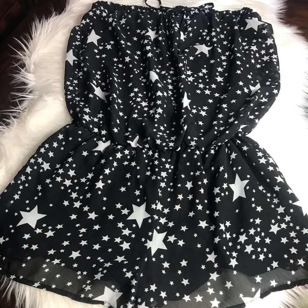 💋Charlotte Russe STAR 🌟 cute Romper/Jumpsuit 💋